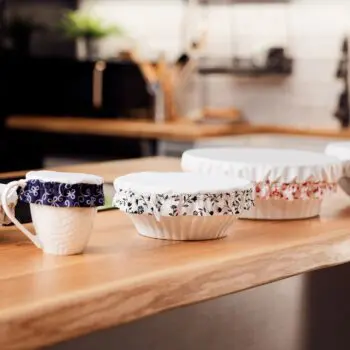 Funkčné kryty na misky v kuchyni