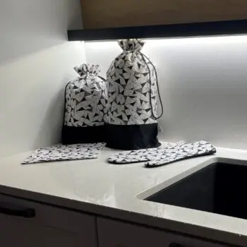 Veľký wrapáčik geometria v modernej kuchyni